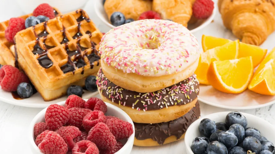 Dougnuts and fruit